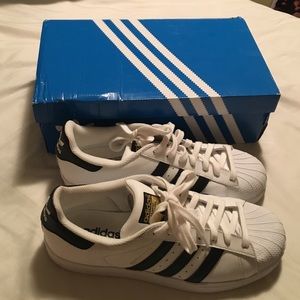 ADIDAS SUPERSTARS