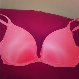 VS fabulous plunge bra!