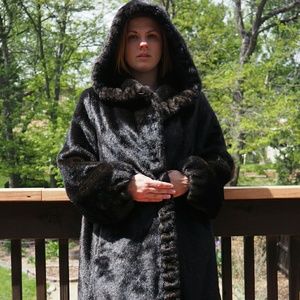 Heavy vintage style fur coat