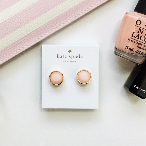 NWT Kate Spade Peach Stud Earrings - Picture 1 of 3