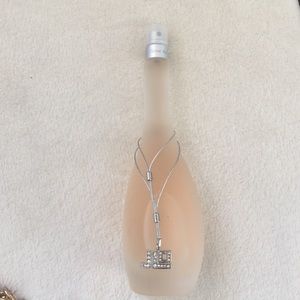 New Jennifer Lopez perfume.