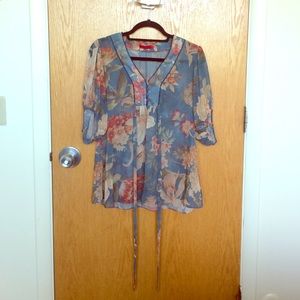 Floral ELLE shirt