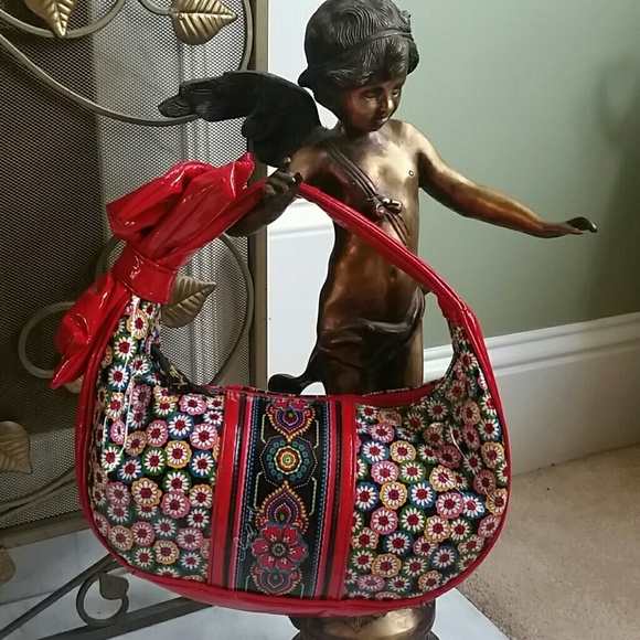 Vera Bradley Frill Handbag