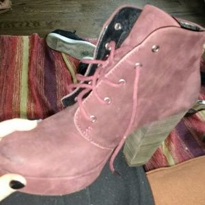Steve madden burgundy chunky booties
