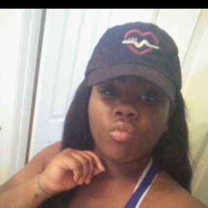 Meet your Posher, Jania