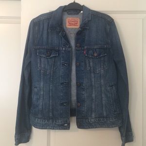 Levi's jean jacket