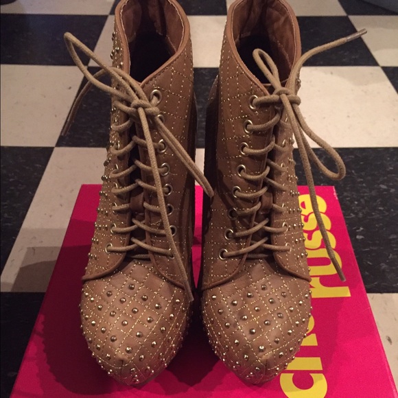 Taupe lace up booties - Picture 1 of 4