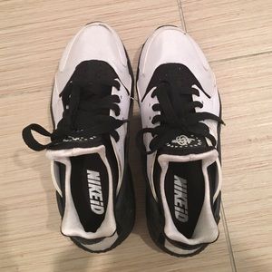 Nike Huarache Women's Shoes