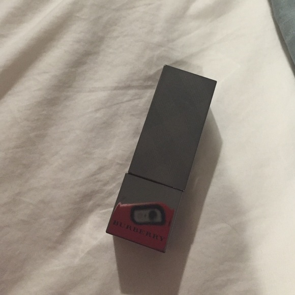 Burberry lipstick