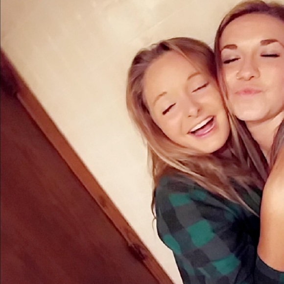 Meet your Posher, Josie - Picture 1 of 1