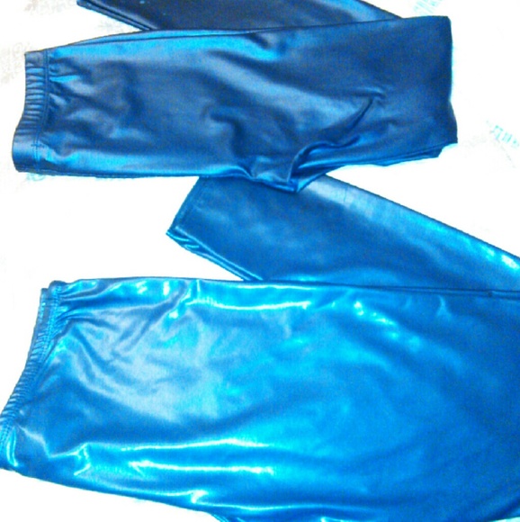 "SOLD"  2 pairs of leggings S/M