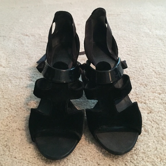 Givenchy black heals