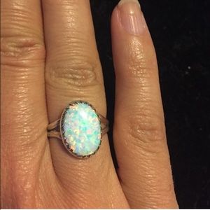 Sterling Silver Vintage Opal Ring!