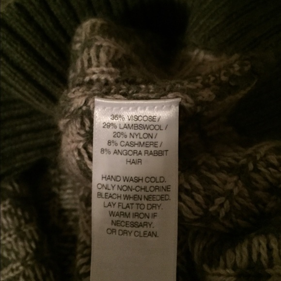 Vineyard Vines Half Zip Sweater