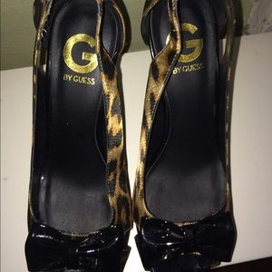 Cheetah print Guess heels