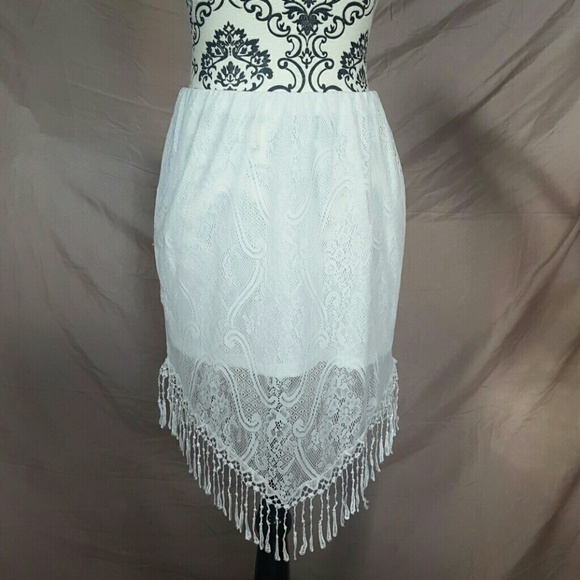 V line skirt Clearance