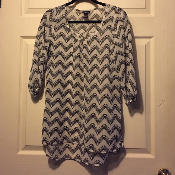 Rue 21 Chevron Top.