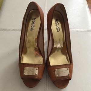 Michael Michael Kors Platform Pumps
