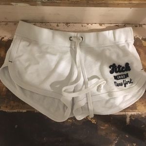 Cute Abercrombie lightweight shorts