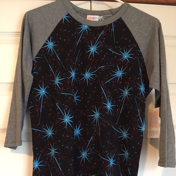 LuLaRoe Tops - LuLaRoe Randy 🇺🇸