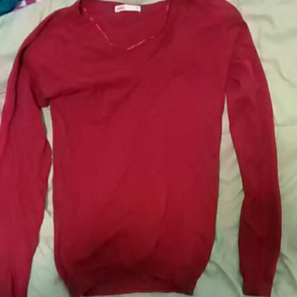 Burgundy long sleeve shirt