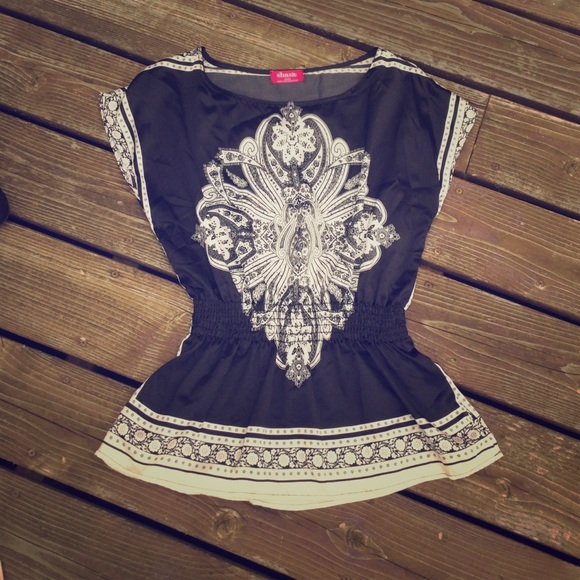 Sasha Tops - Satin tunic with shirred waist