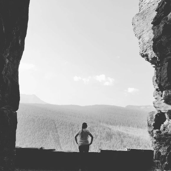 Meet your Posher, Cassandra - Picture 1 of 1