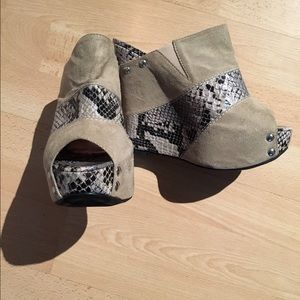 Snake print wedges