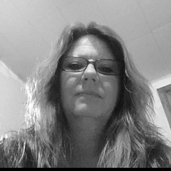 Meet your Posher, Angela - Picture 1 of 1