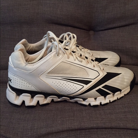 Reebok Zig Cooperstown softball shoes