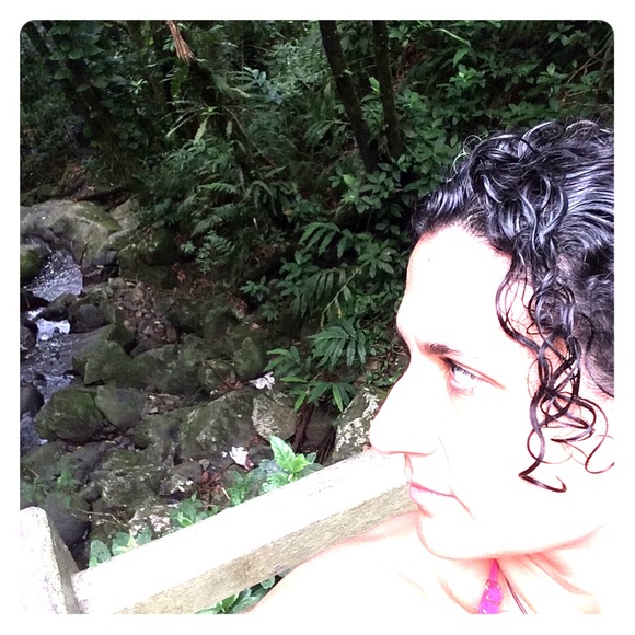 Meet the Posher - Picture 2 of 3