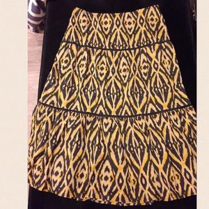 Jones New York beautiful safari animal print skirt