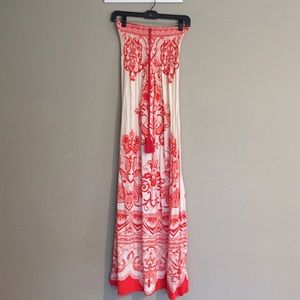 Strapless Maxi with tropical print
