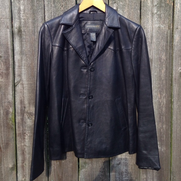 Banana Republic Jackets & Blazers - NWOT Banana Republic Leather Jacket