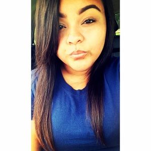 Meet your Posher, Angelica