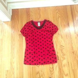 Heartsoul xs scrub top- red with black hearts