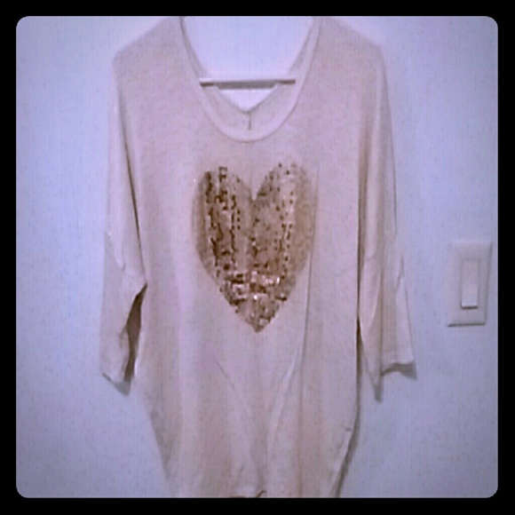 Gold heart  sequence top