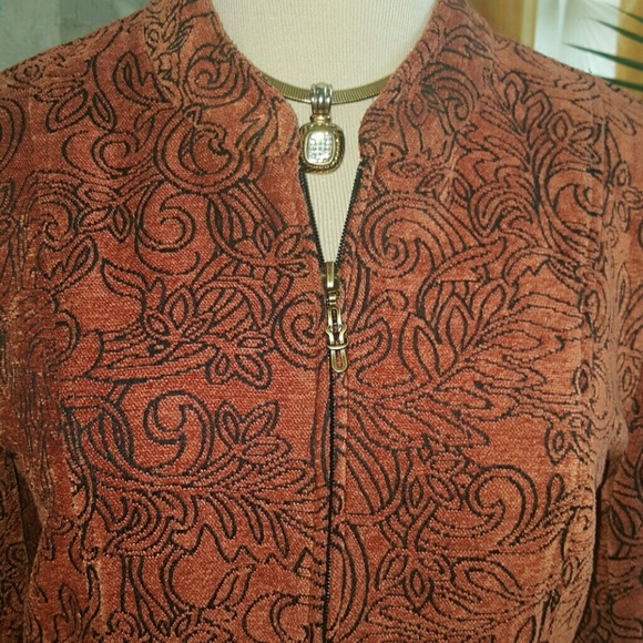 Christopher & Banks - Picture 2 of 3