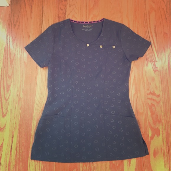 Graphite XS scrub top by Heartsoul