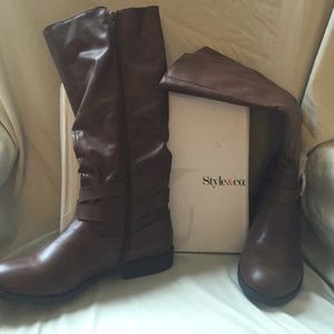 Style & Co size 9 cognac new in box never worn.