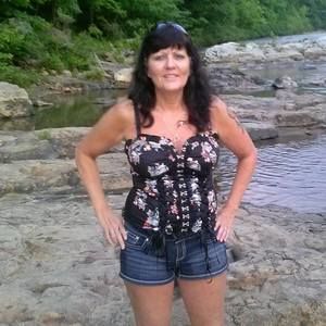 Meet your Posher, Carla