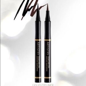 Artistry® Signature Eyes™ Automatic Liquid Liner