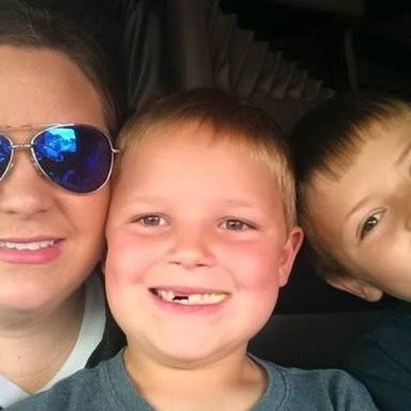 Meet your Posher, Kayla