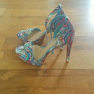 Gianni Bini Heels