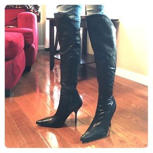 NWOT knee high boots!😍