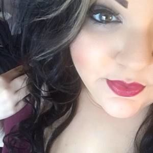 Meet your Posher, Leah