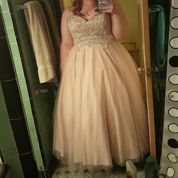 David's Bridal Dresses & Skirts - Size 18 Prom Dress