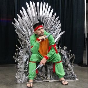 Meet your Posher, Thomas