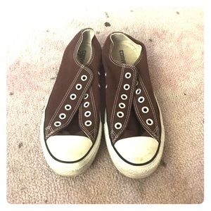 Brown/White Converse Size 7 Men 9 Women