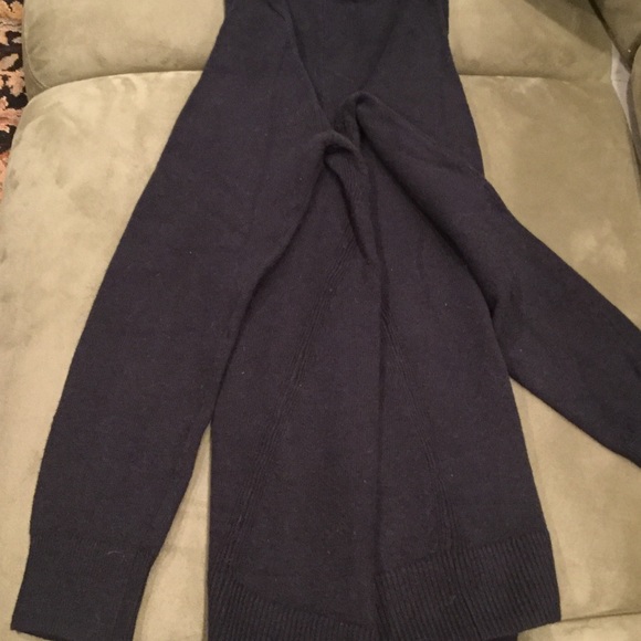 Sweater - Picture 2 of 4